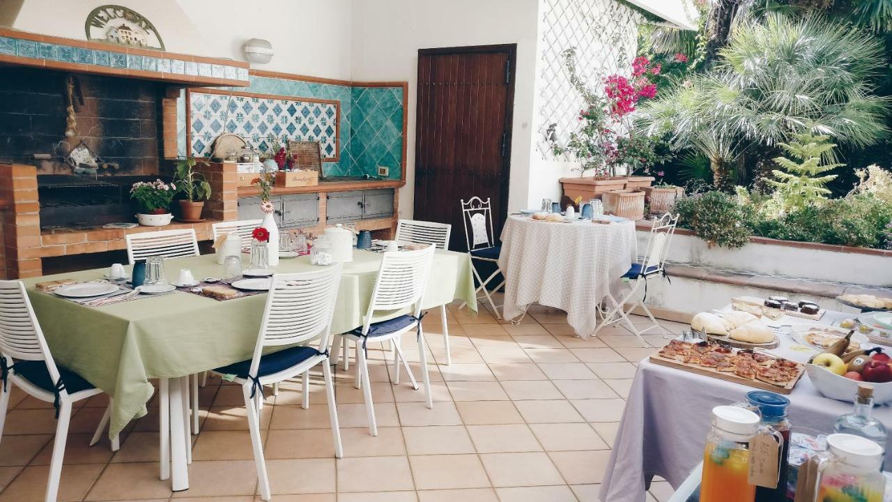 B&B Casa Chinaski Mondello Exteriér fotografie